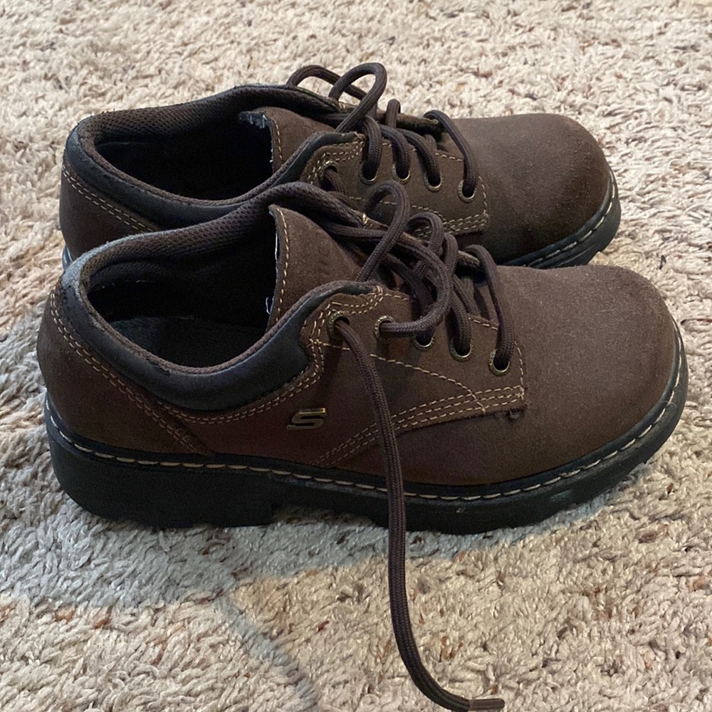 Small platform sketchers. Slightly used but are still in great condition.